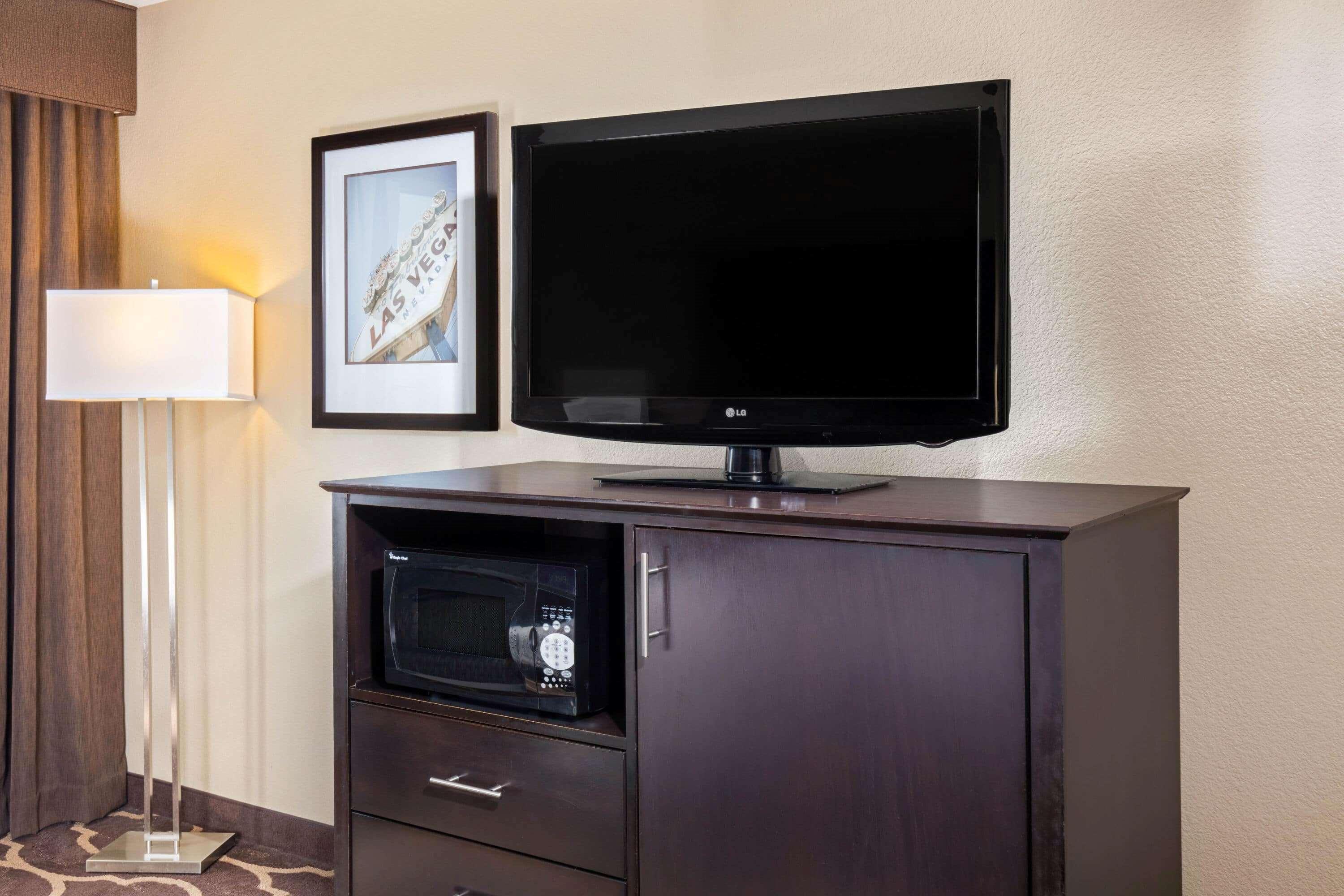 La Quinta Inn & Suites By Wyndham Lv Tropicana Stadium Las Vegas Exteriör bild